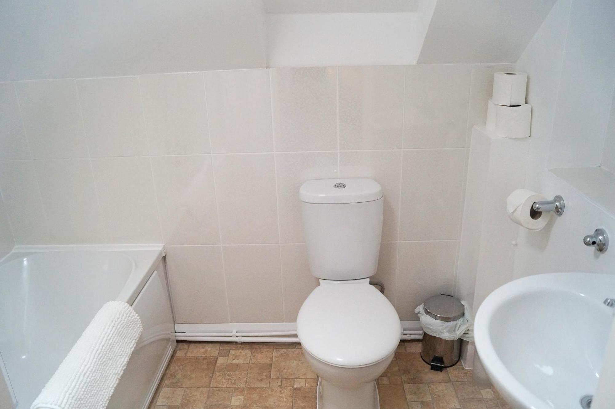 Ricky Road Guest House - Premium Watford  Zimmer foto