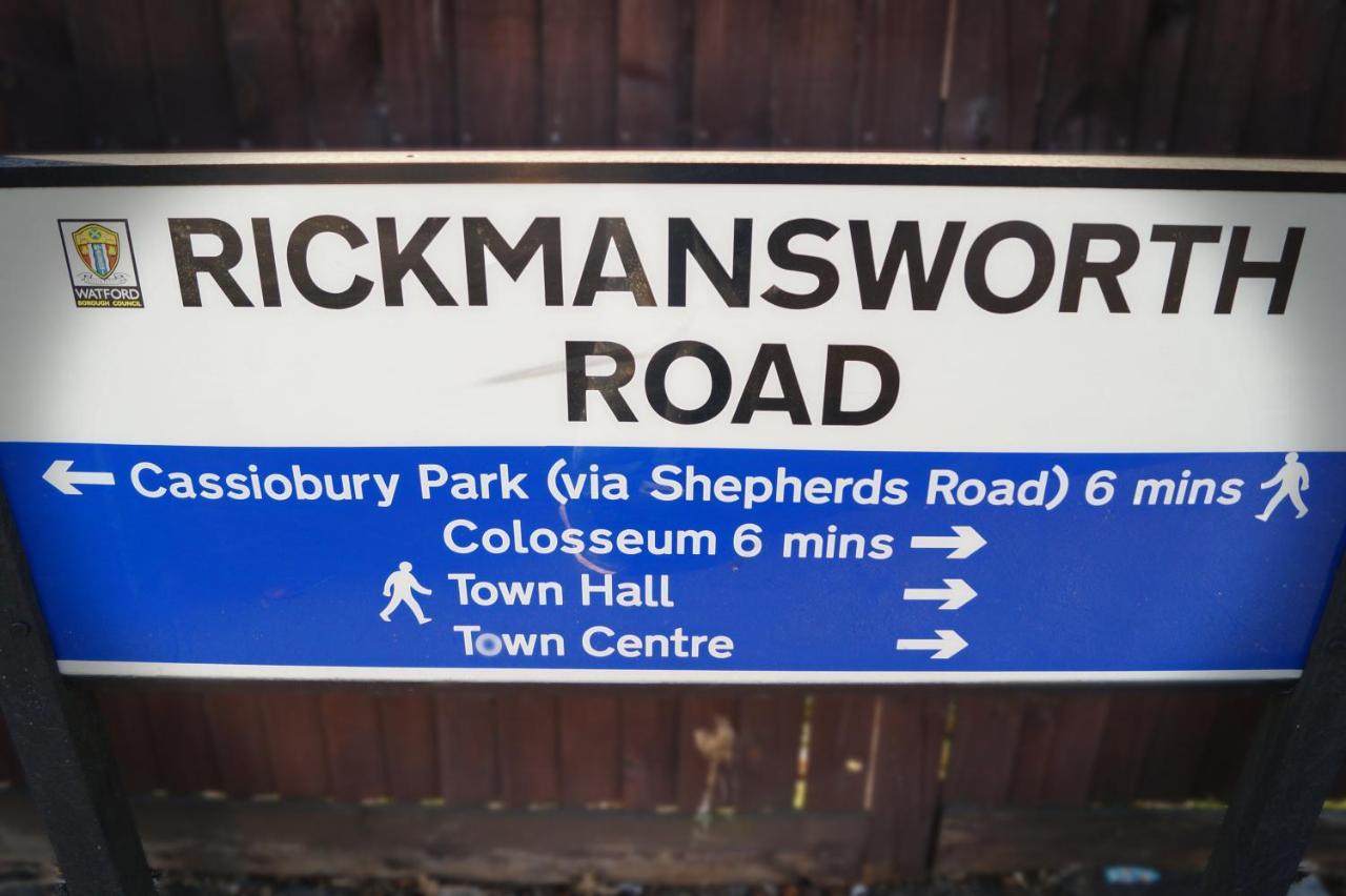 Ricky Road Guest House - Premium Watford  Exterior foto